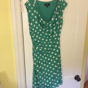 Fully lined fun spring/summer dress.